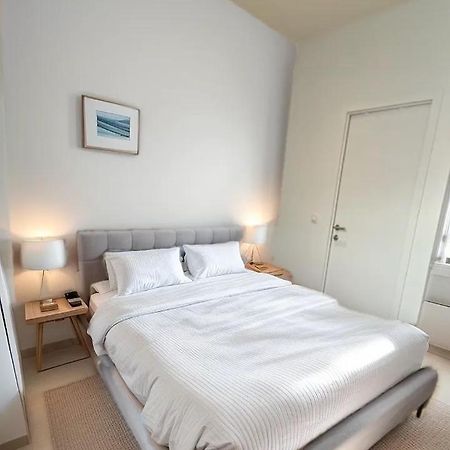 Station 173 B Bruxelles-Charleroi-Airport Apartment ภายนอก รูปภาพ